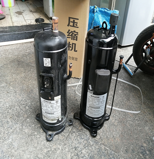 良庆中央空调压缩机的更换维修